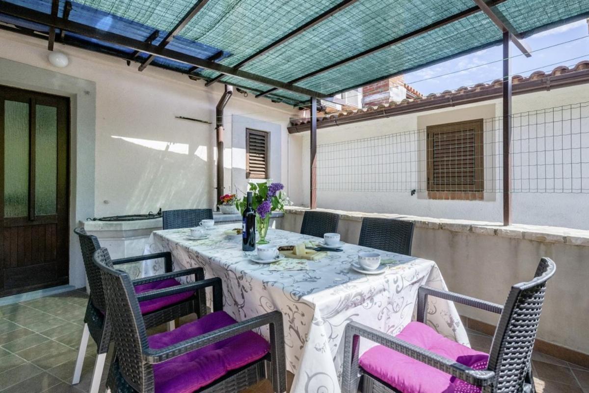 Marina Plomin In Plomin - Haus Fuer 6 Personen Villa Bagian luar foto