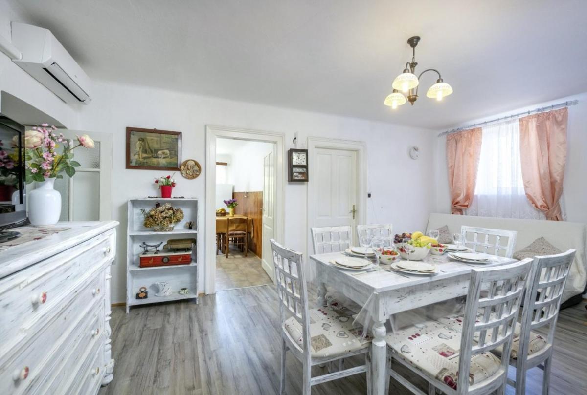 Marina Plomin In Plomin - Haus Fuer 6 Personen Villa Bagian luar foto
